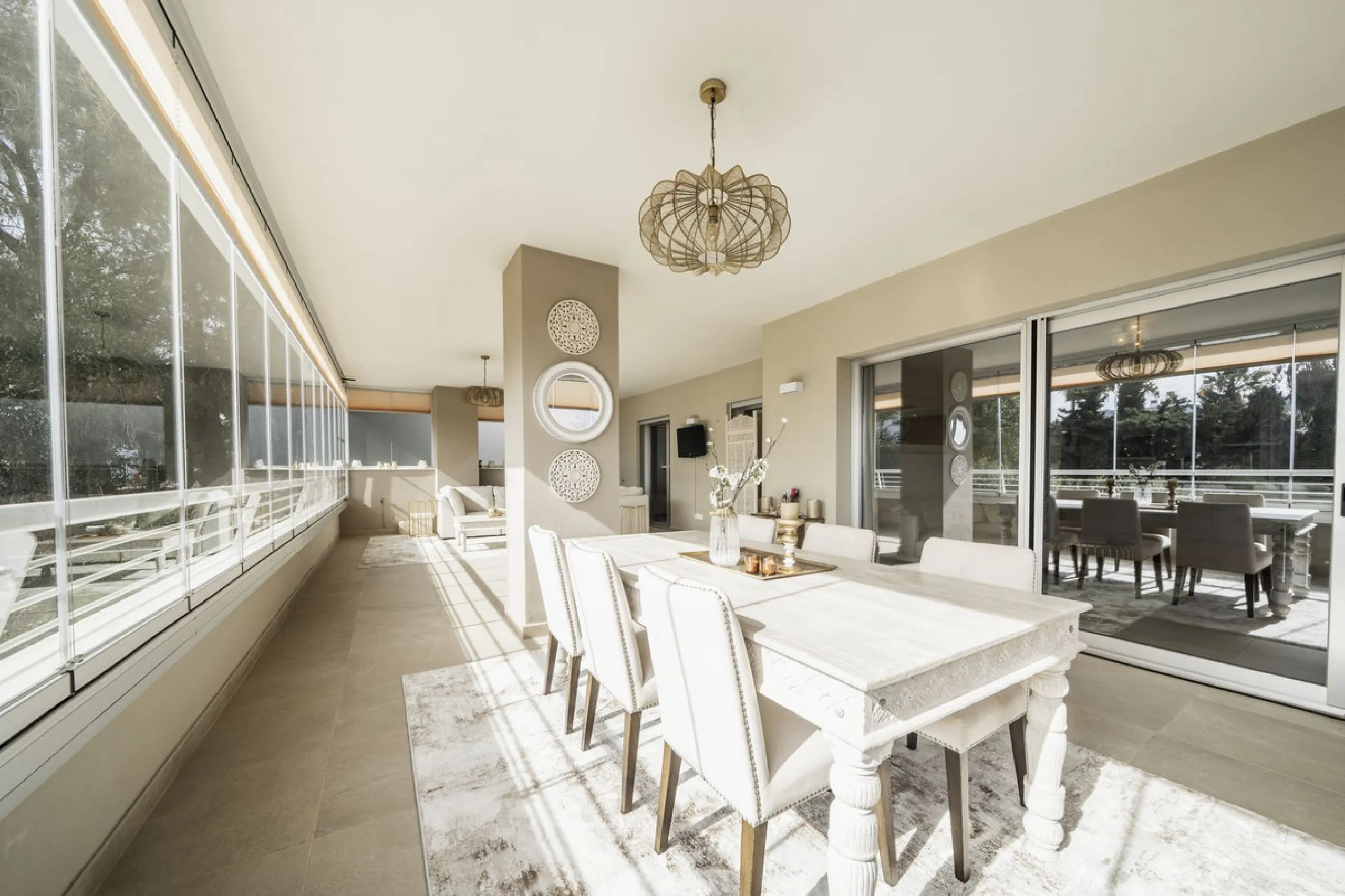Elegant 3-Bedroom Apartment in Sunny Golf, Estepona