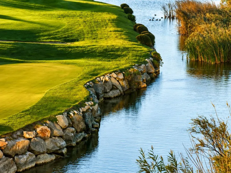 Exclusive Gated Premium Residential Complex by the Sea, Located Within a Golf Club on the Costa Dorada