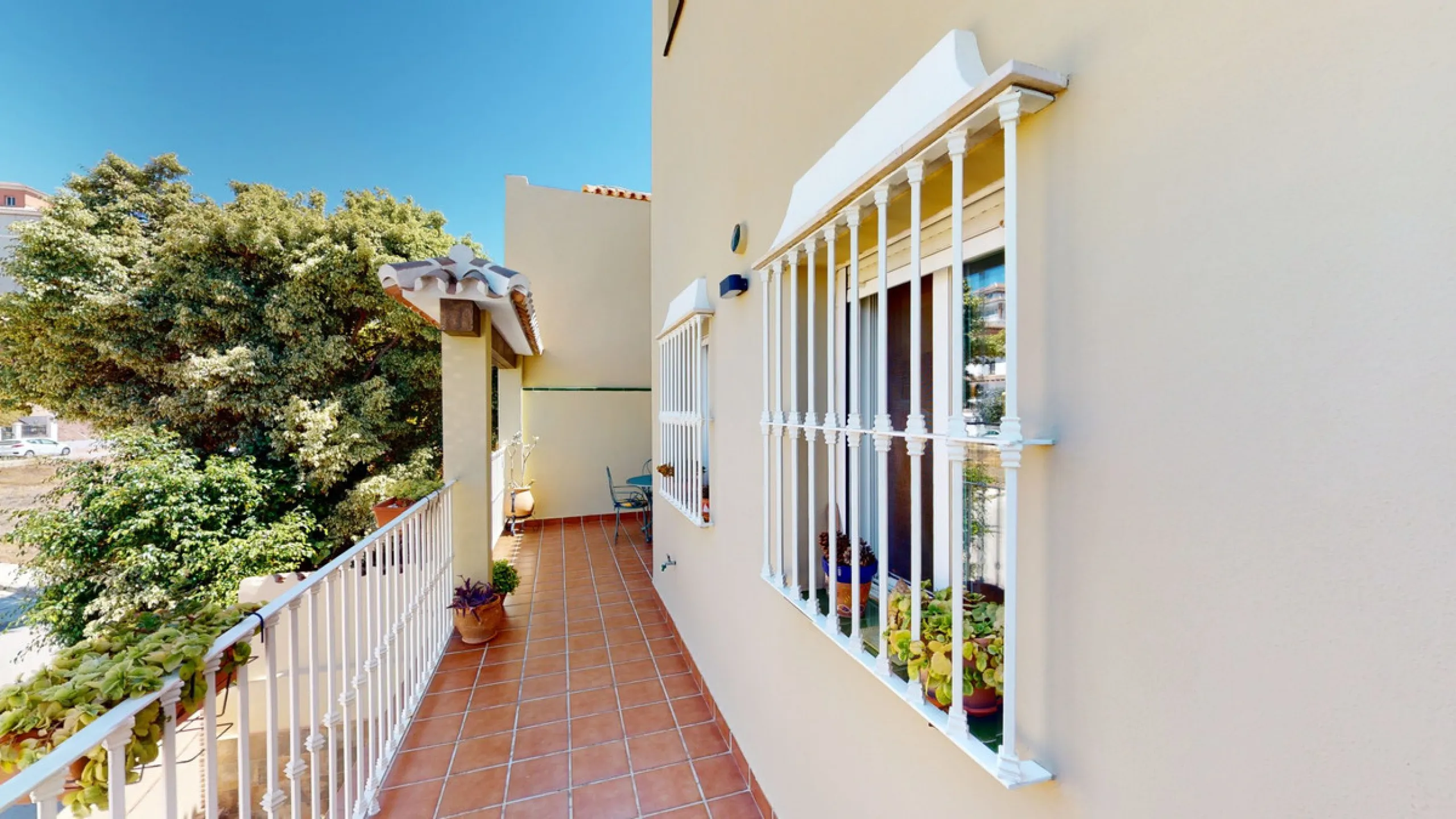 House - Semi-Detached House в продаже в Vélez-Málaga, Málaga. В доме 3 спален и 4 ванных комнат. Площадь дома 267 м². Площадь участка 320 м²