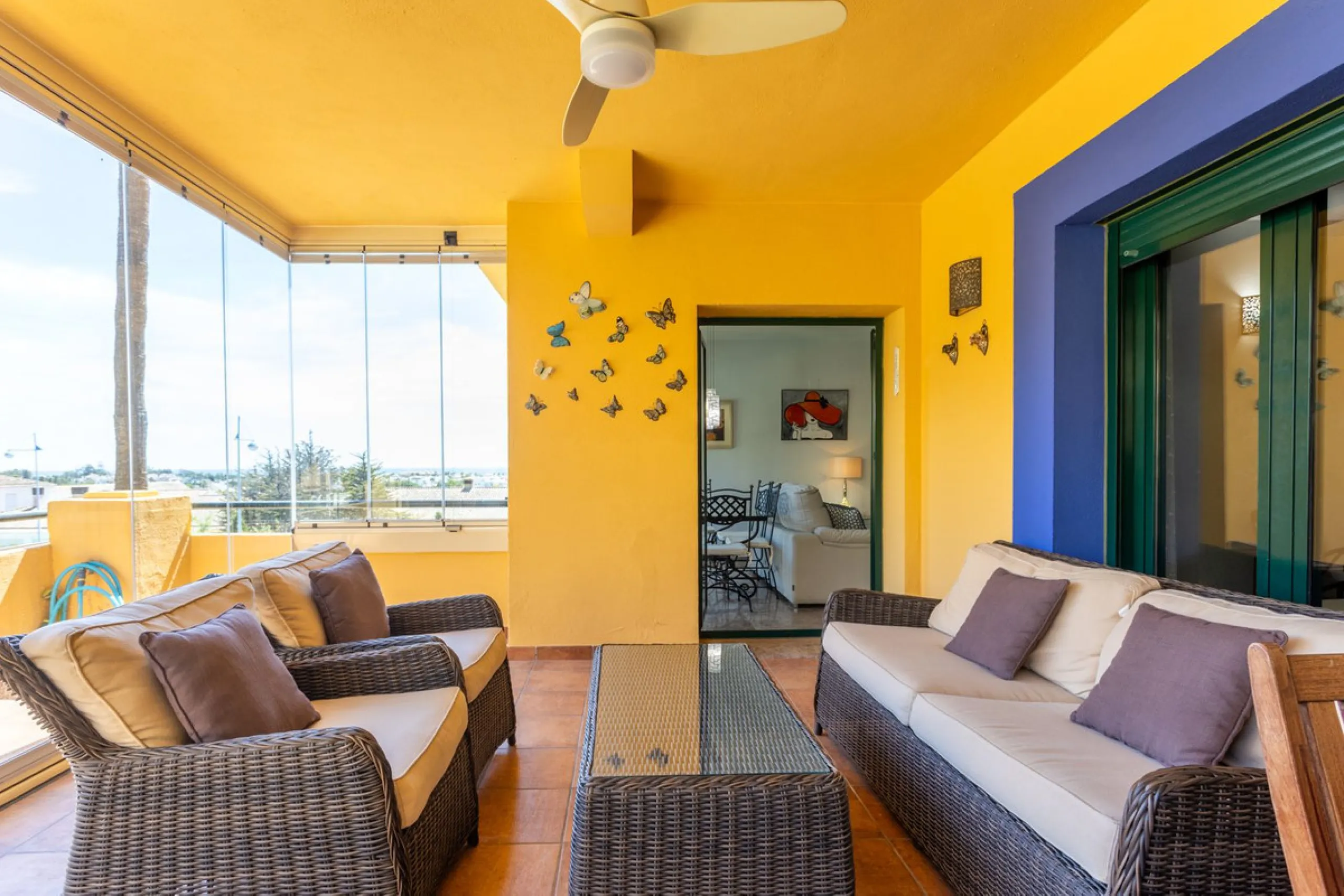For sale: an exclusive apartment located in one of the most sought-after residential areas of Nueva Alcántara, San Pedro de Alcántara.