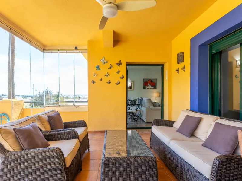 For sale: an exclusive apartment located in one of the most sought-after residential areas of Nueva Alcántara, San Pedro de Alcántara.