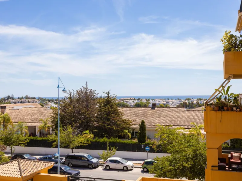 For sale: an exclusive apartment located in one of the most sought-after residential areas of Nueva Alcántara, San Pedro de Alcántara.