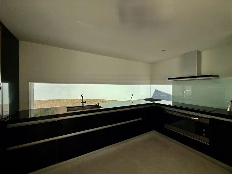 Luxury Detached Villa in Valtocado – Panoramic Sea & Mountain Views