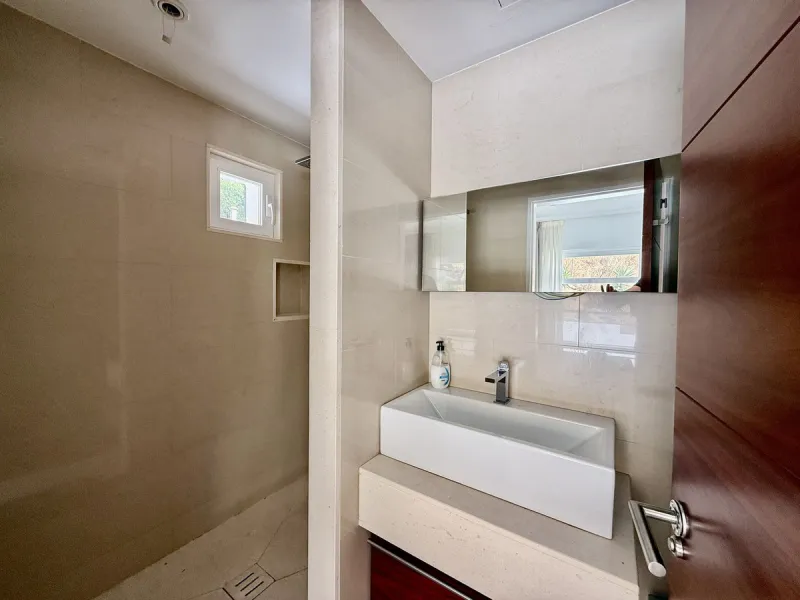 Luxury Detached Villa in Valtocado – Panoramic Sea & Mountain Views