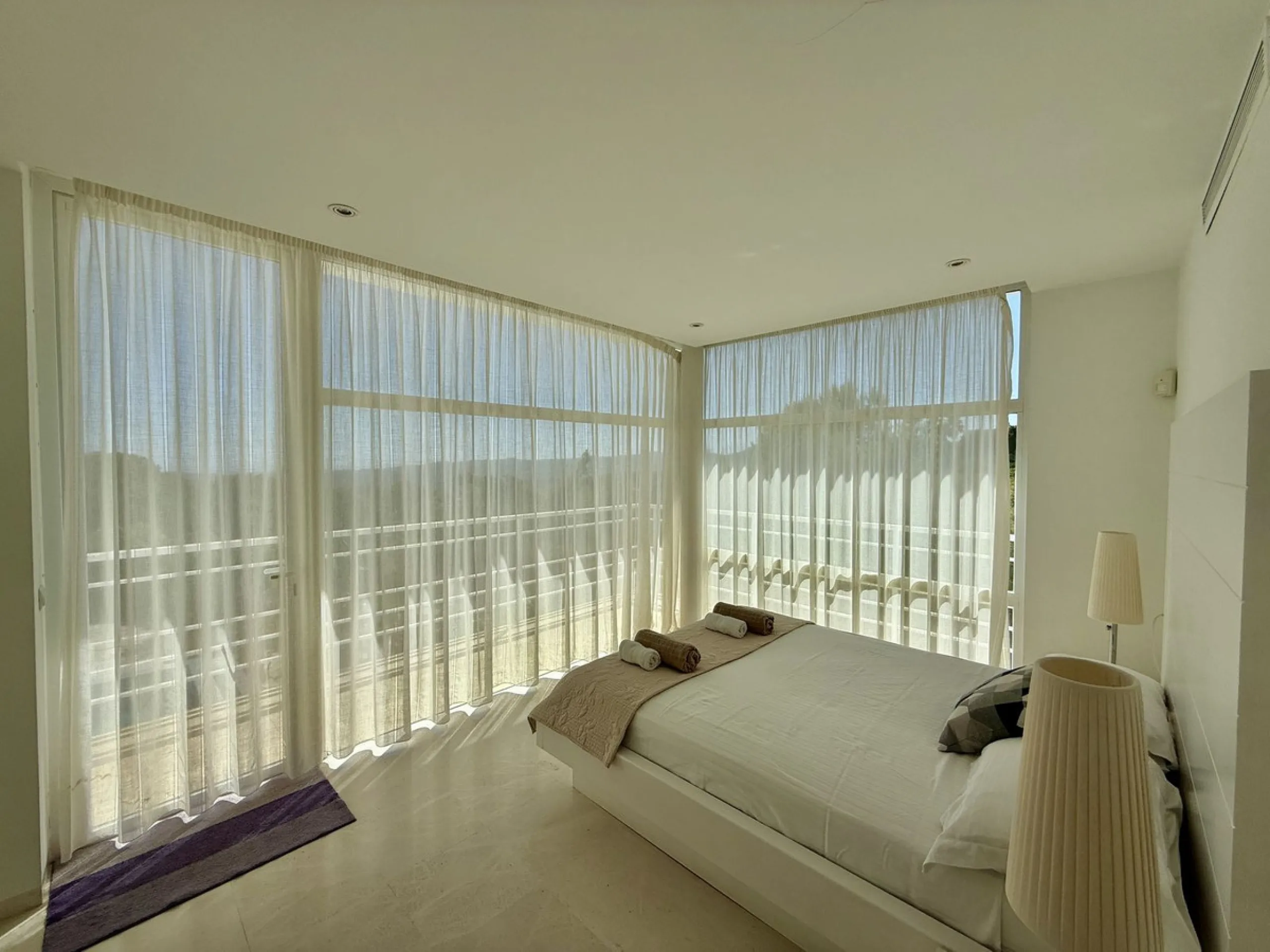 Luxury Detached Villa in Valtocado – Panoramic Sea & Mountain Views
