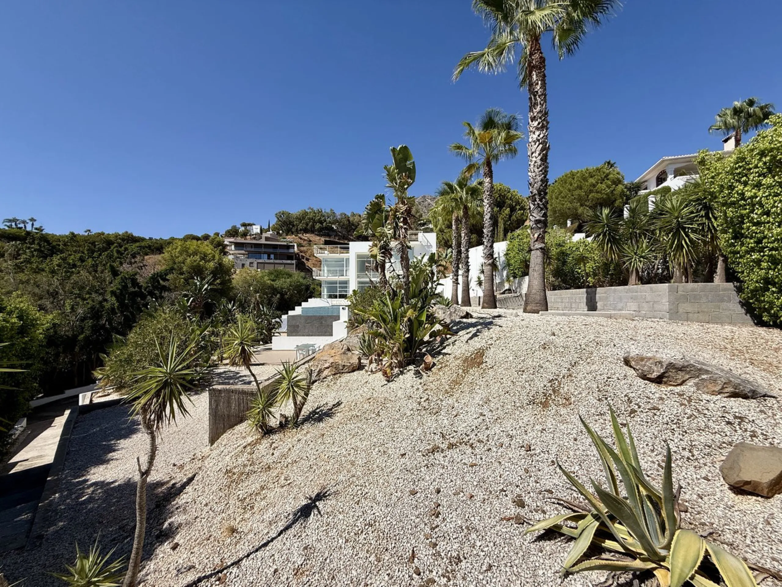 Luxury Detached Villa in Valtocado – Panoramic Sea & Mountain Views