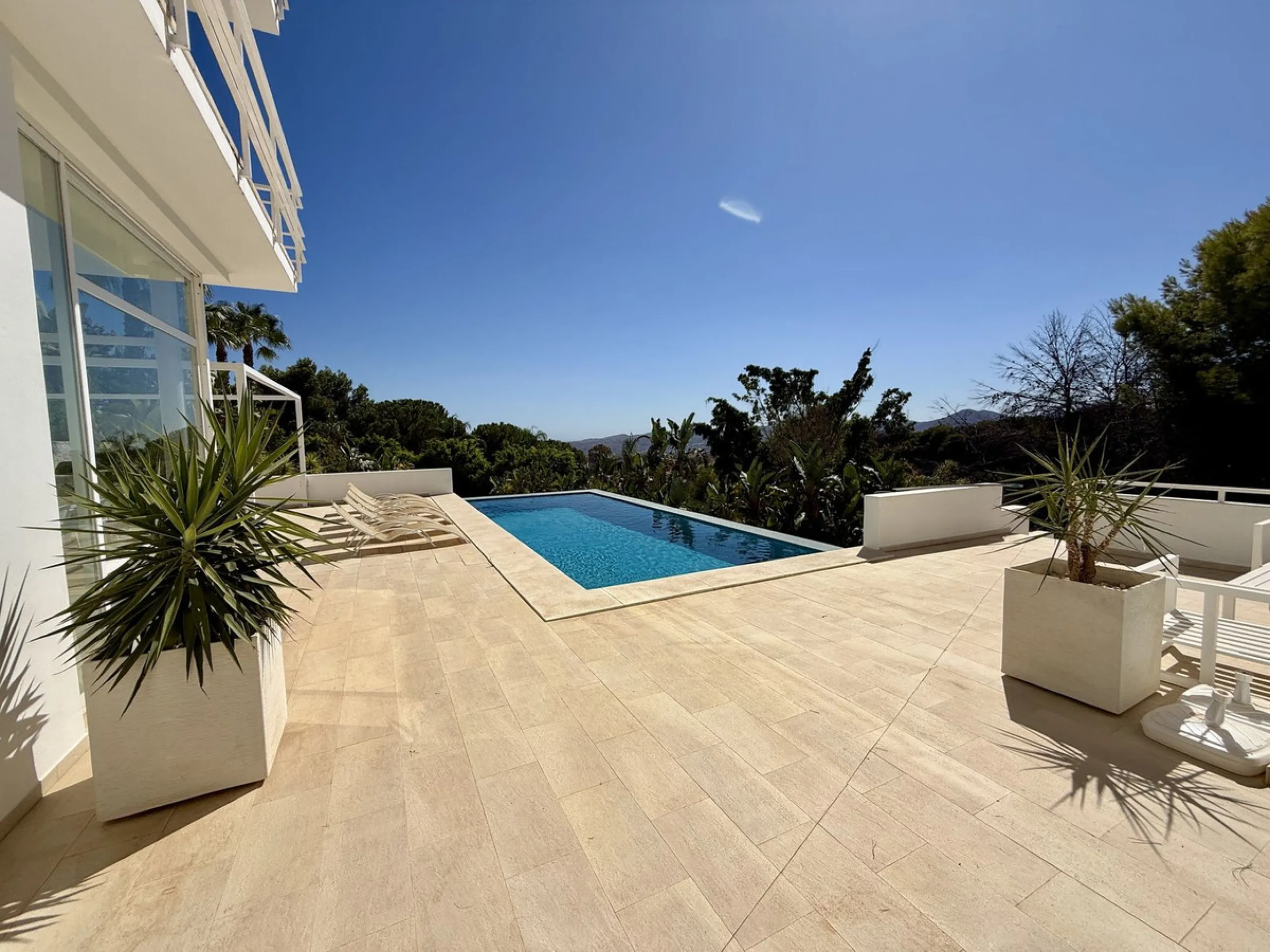 Luxury Detached Villa in Valtocado – Panoramic Sea & Mountain Views