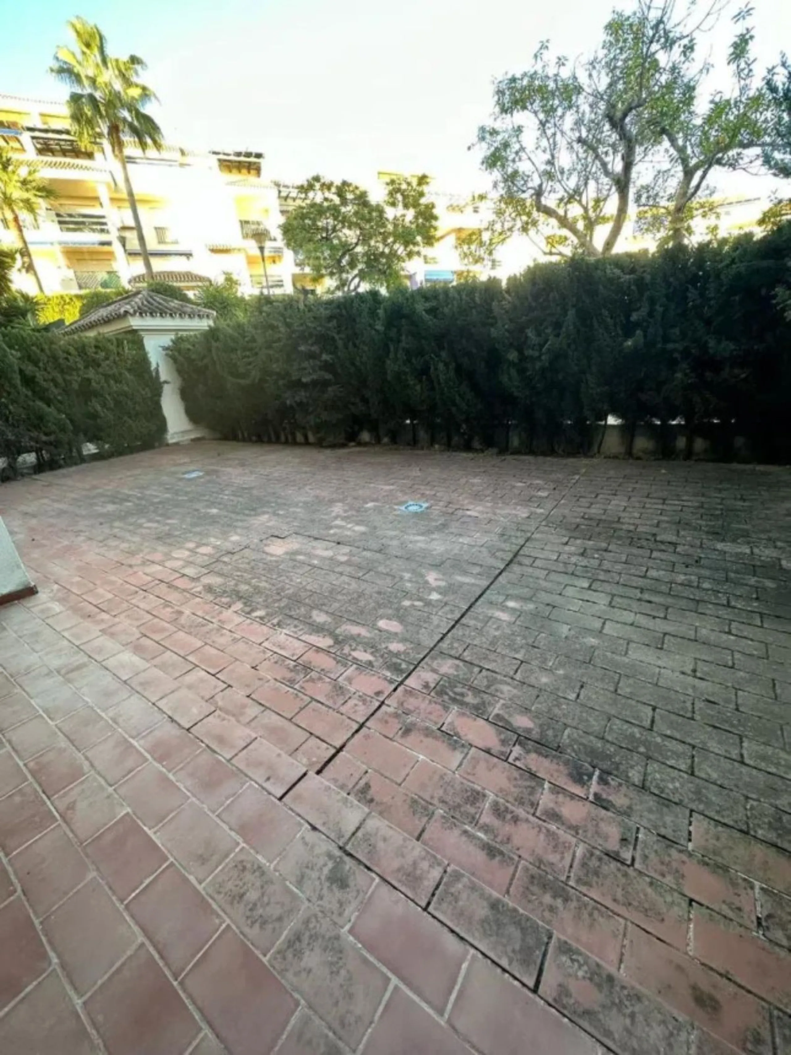 Ground Floor Apartment, Nueva Andalucía, Costa del Sol.