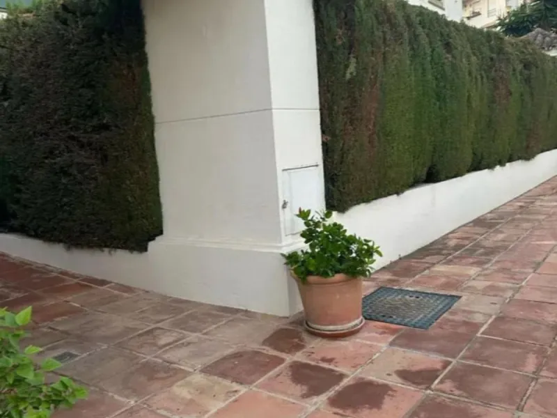 Ground Floor Apartment, Nueva Andalucía, Costa del Sol.