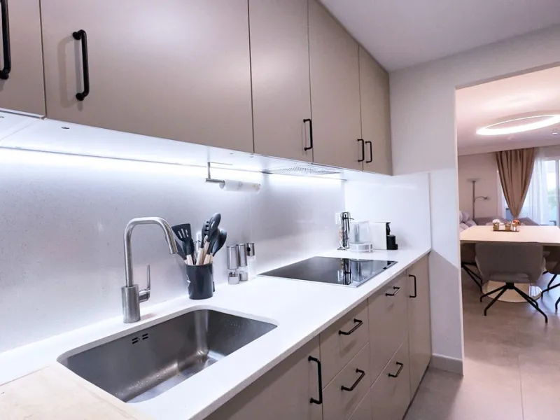 Bright and Modern Ground-Floor Apartment in El Paraíso – New Golden Mile
