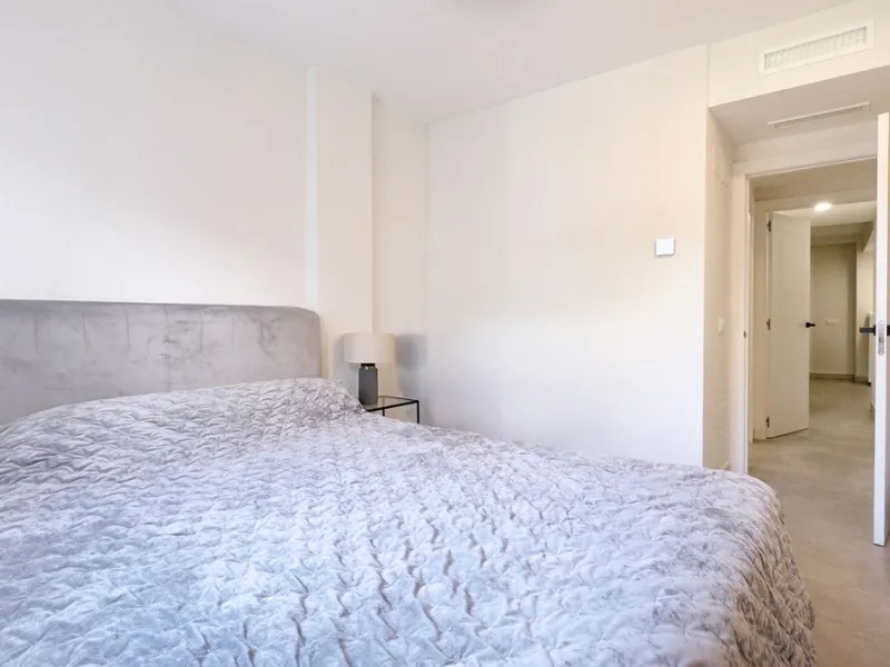 Bright and Modern Ground-Floor Apartment in El Paraíso – New Golden Mile