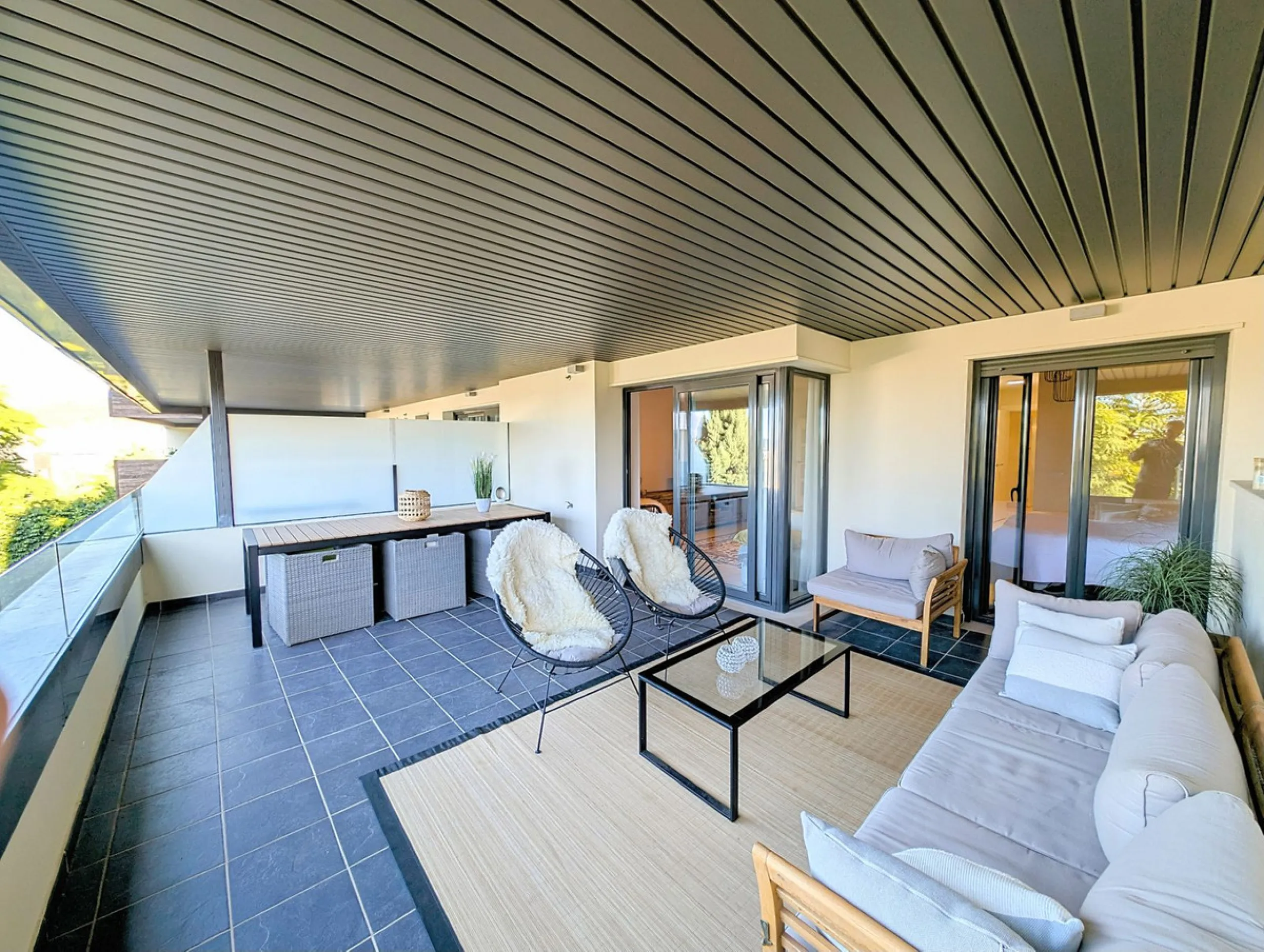Stylish 2-Bedroom Apartment in Los Flamingos Golf Resort, Benahavís