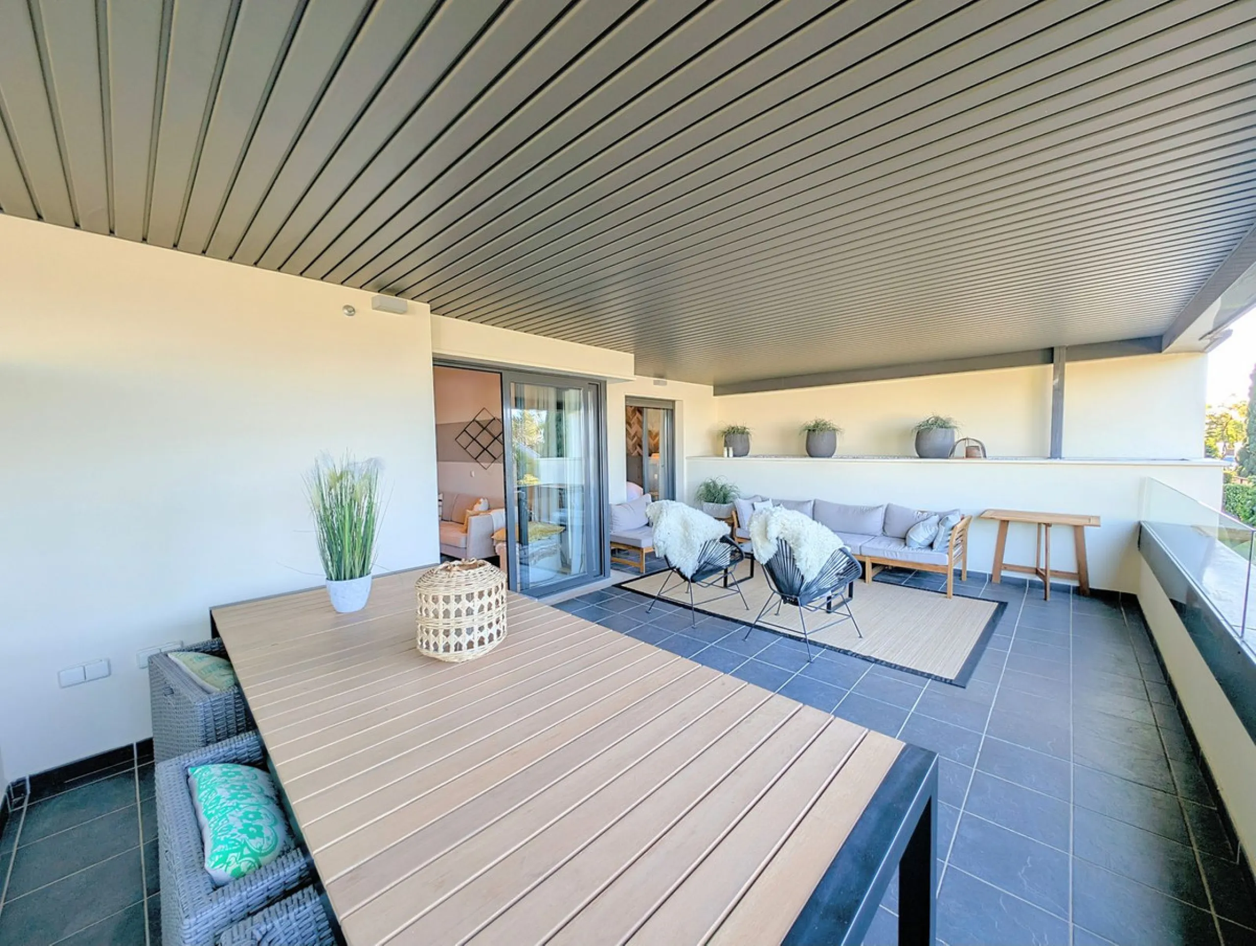 Stylish 2-Bedroom Apartment in Los Flamingos Golf Resort, Benahavís