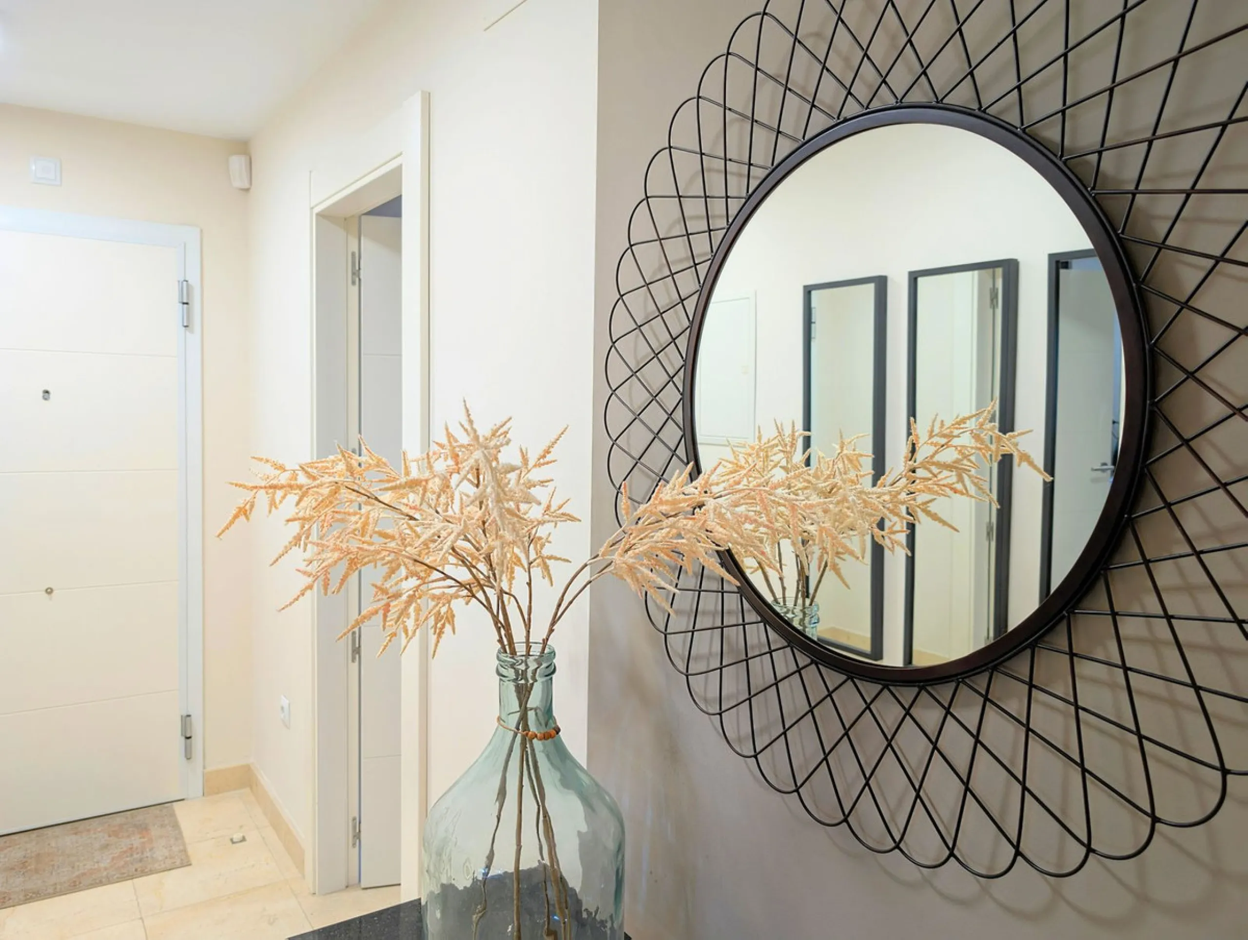 Stylish 2-Bedroom Apartment in Los Flamingos Golf Resort, Benahavís