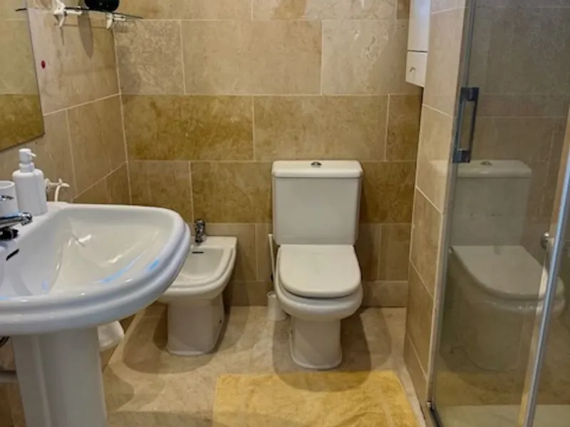 Apartment - Middle Floor Apartment в продаже в Marbella, Málaga. В доме 3 спален и 3 ванных комнат. Площадь дома 92 м²