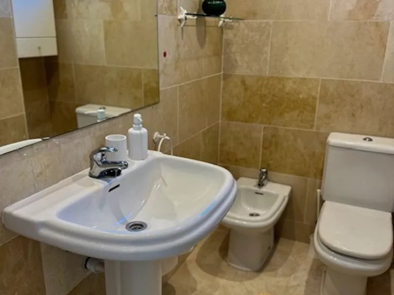 Apartment - Middle Floor Apartment в продаже в Marbella, Málaga. В доме 3 спален и 3 ванных комнат. Площадь дома 92 м²