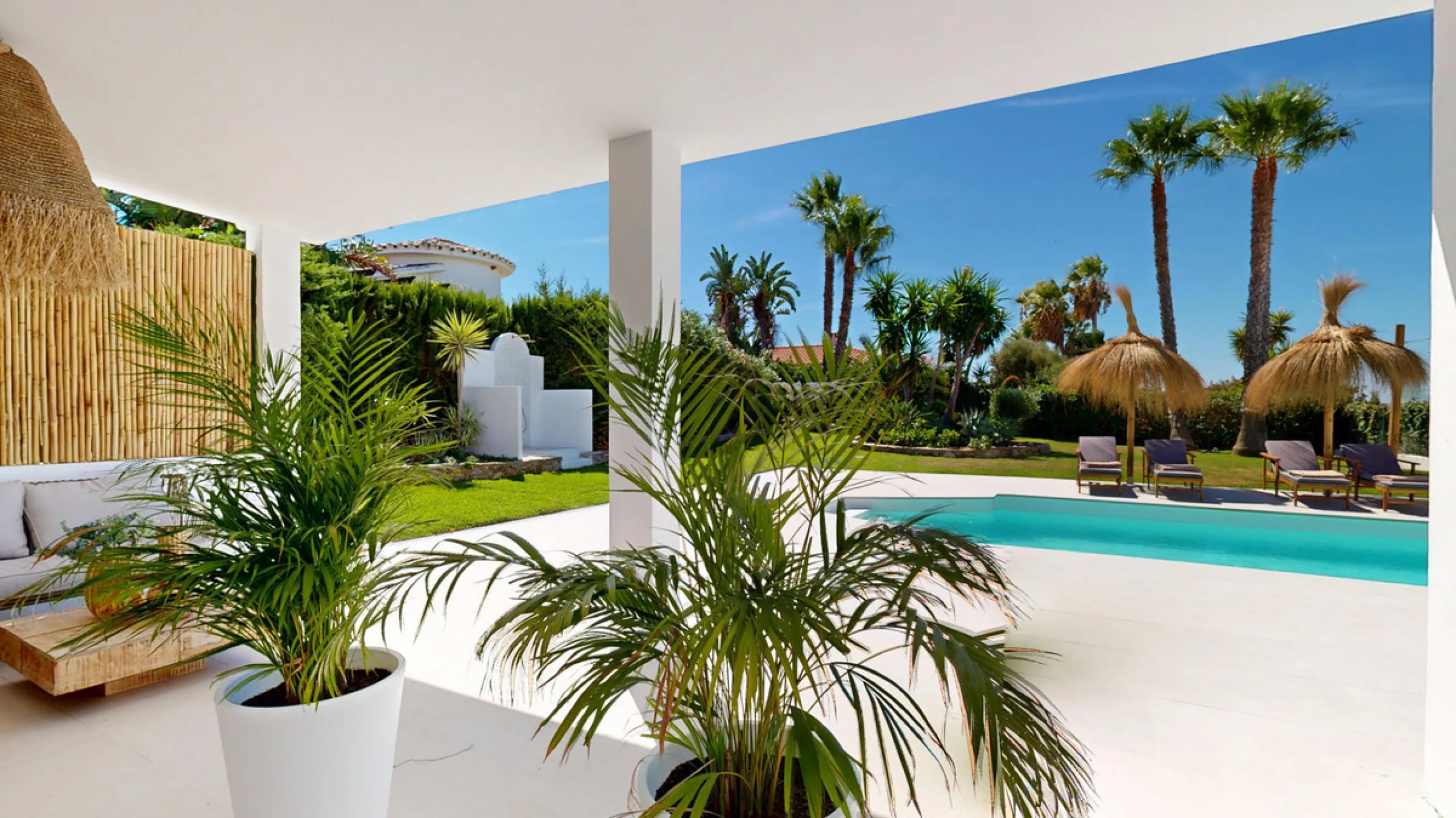 This magnificent villa represents a unique opportunity to acquire a tastefully renovated residence in one of the most sought-after areas of Estepona. Situated in the spacious and peaceful Don Pedro urbanization, the property is just five minutes from the 