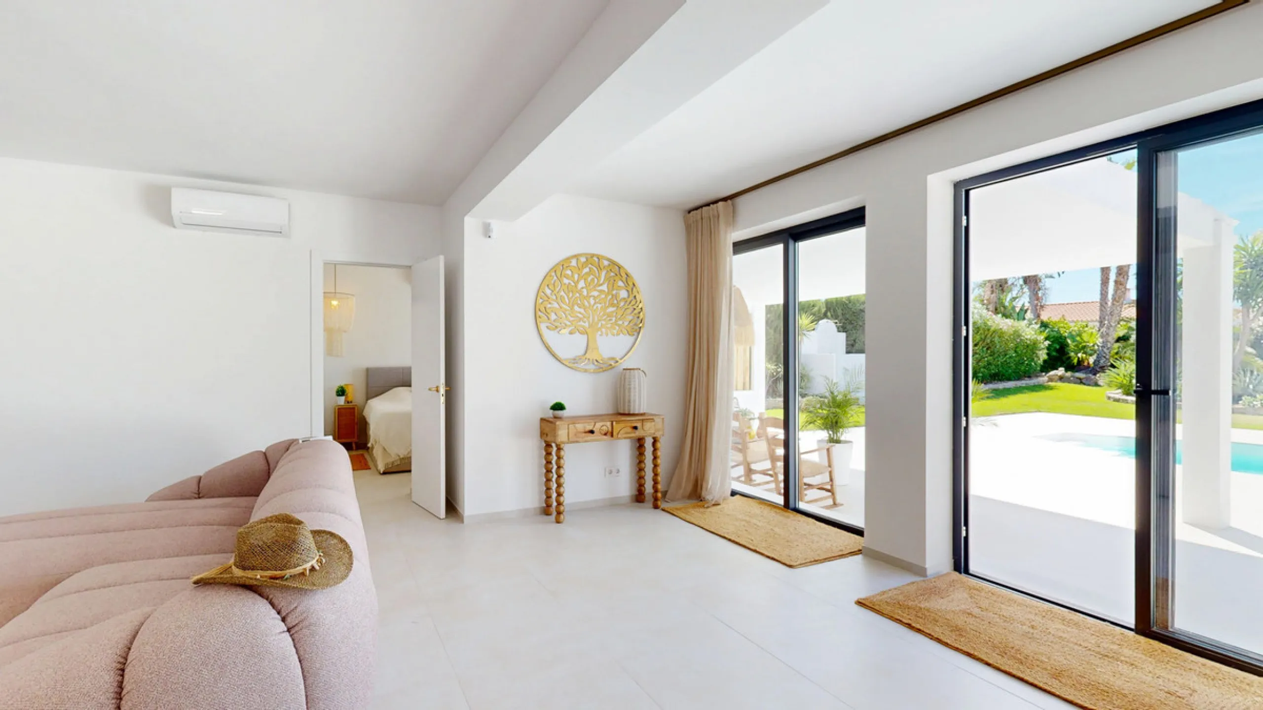 This magnificent villa represents a unique opportunity to acquire a tastefully renovated residence in one of the most sought-after areas of Estepona. Situated in the spacious and peaceful Don Pedro urbanization, the property is just five minutes from the 