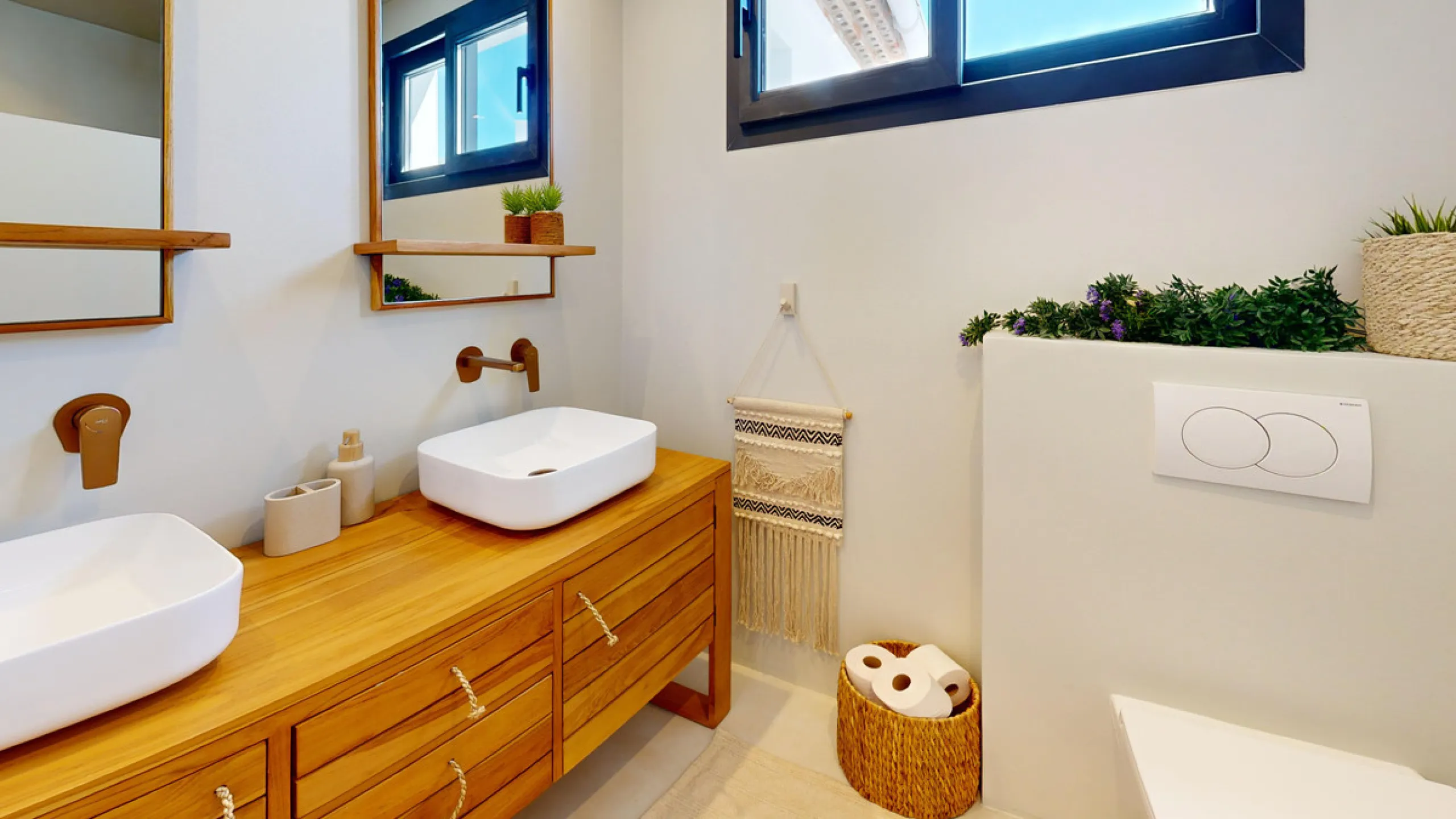 This magnificent villa represents a unique opportunity to acquire a tastefully renovated residence in one of the most sought-after areas of Estepona. Situated in the spacious and peaceful Don Pedro urbanization, the property is just five minutes from the 