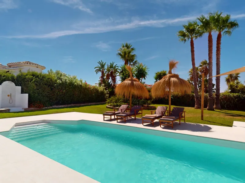 This magnificent villa represents a unique opportunity to acquire a tastefully renovated residence in one of the most sought-after areas of Estepona. Situated in the spacious and peaceful Don Pedro urbanization, the property is just five minutes from the 