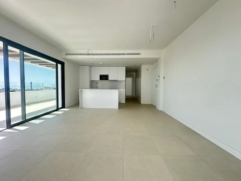 Apartment - Penthouse в продаже в Mijas, Málaga. В доме 2 спален и 2 ванных комнат. Площадь дома 75 м²