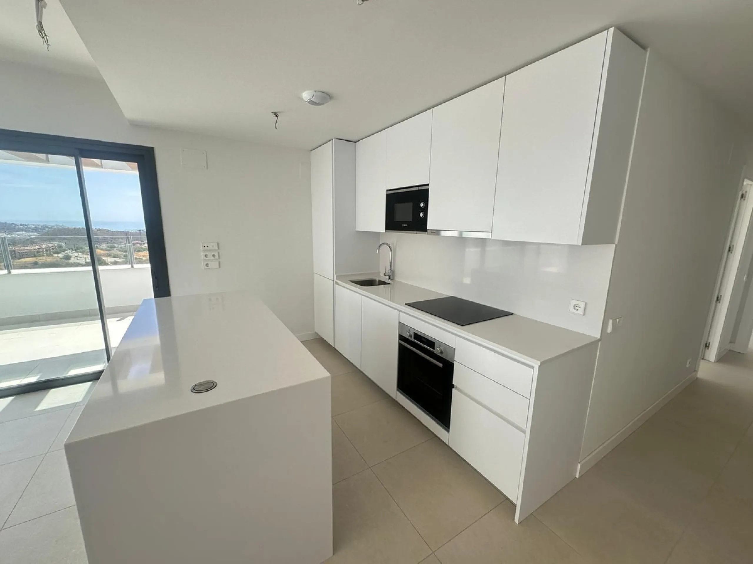 Apartment - Penthouse в продаже в Mijas, Málaga. В доме 2 спален и 2 ванных комнат. Площадь дома 75 м²