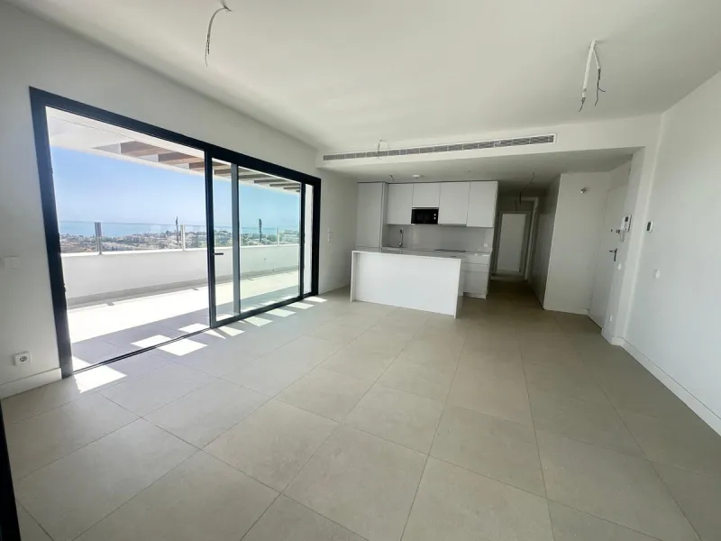 Apartment - Penthouse в продаже в Mijas, Málaga. В доме 2 спален и 2 ванных комнат. Площадь дома 75 м²