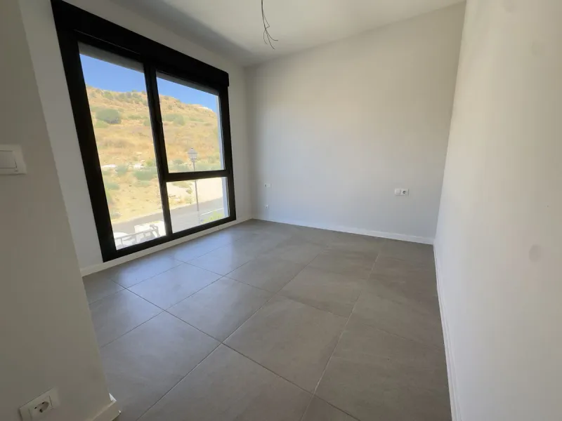 This stunning, newly completed modern contemporary 3 bedroom semi-detached villa in urbanisation Alya offers stylish contemporary living in a sought-after residential area. Built to the highest standards with a sleek architectural design, this property pr