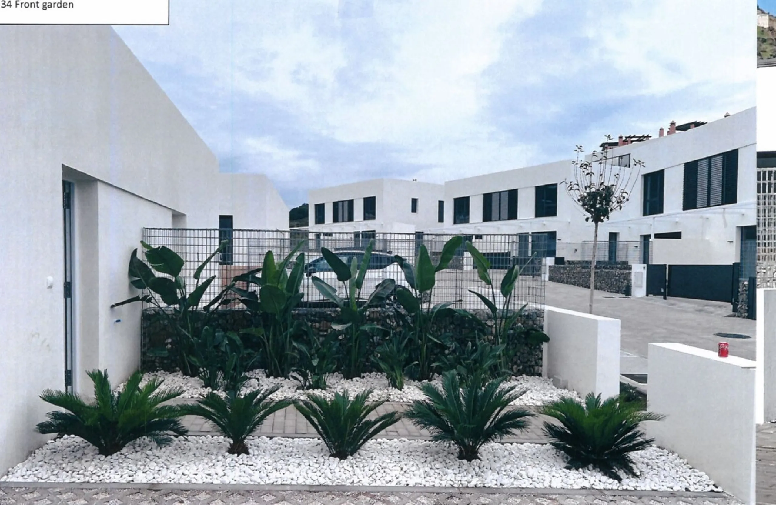 This stunning, newly completed modern contemporary 3 bedroom semi-detached villa in urbanisation Alya offers stylish contemporary living in a sought-after residential area. Built to the highest standards with a sleek architectural design, this property pr
