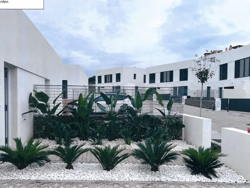 This stunning, newly completed modern contemporary 3 bedroom semi-detached villa in urbanisation Alya offers stylish contemporary living in a sought-after residential area. Built to the highest standards with a sleek architectural design, this property pr