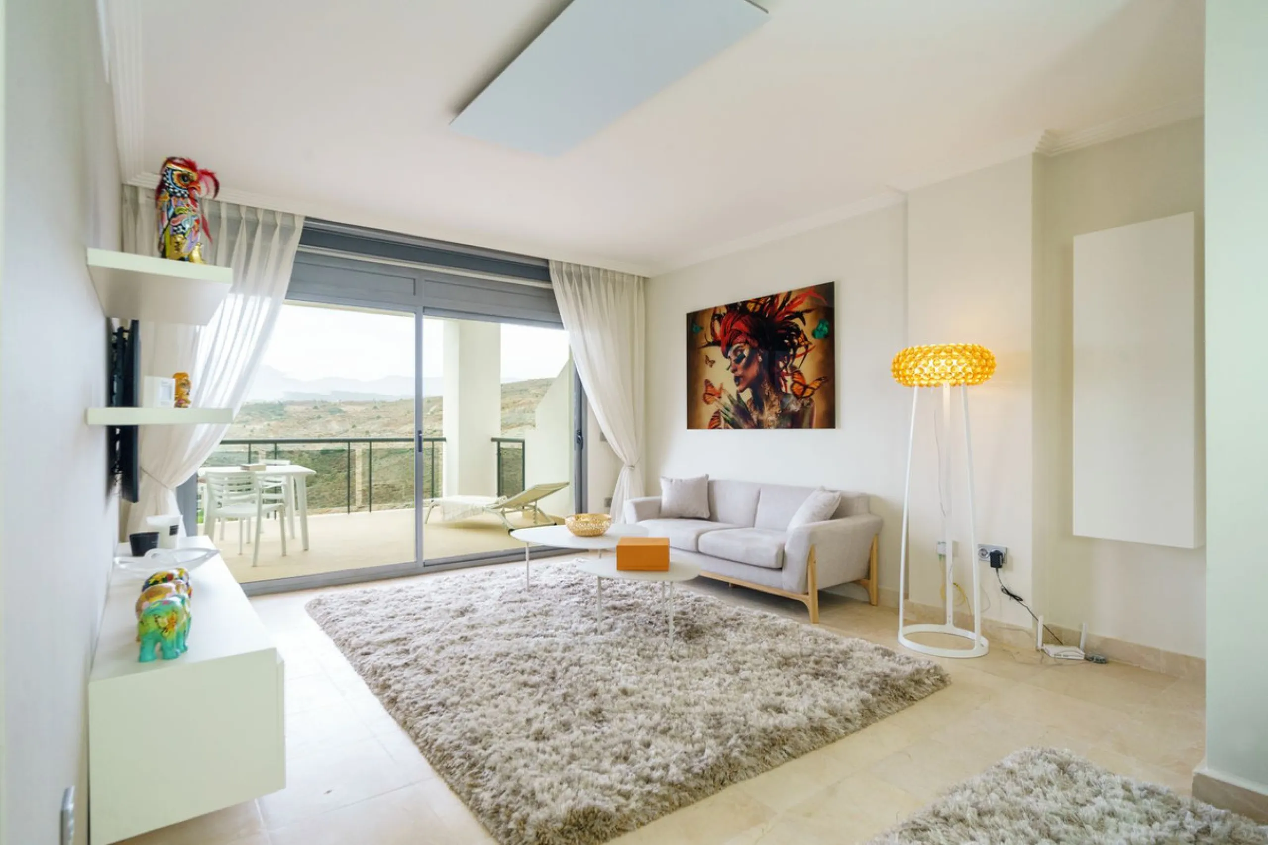 Exclusive Apartment with Panoramic Views in Villa Padierna