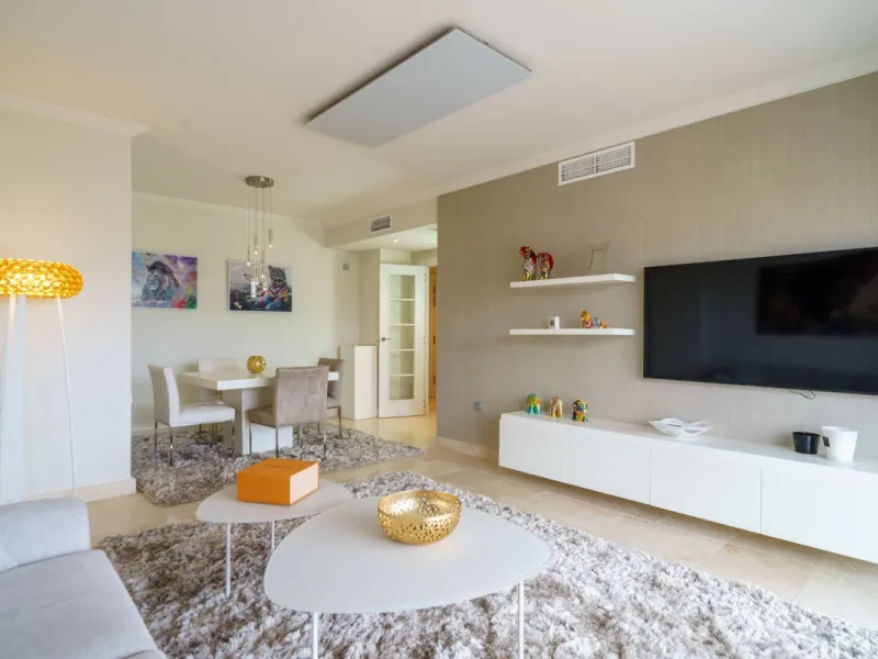 Exclusive Apartment with Panoramic Views in Villa Padierna
