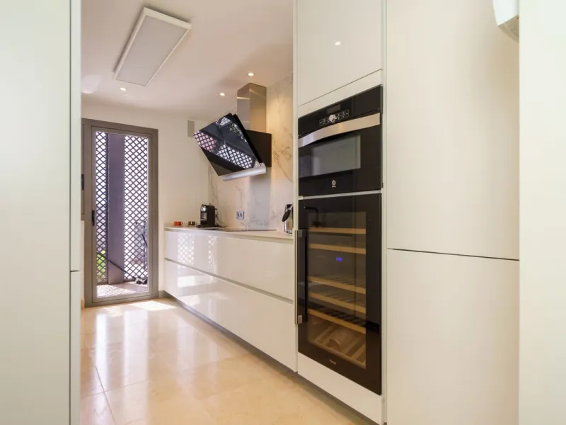Exclusive Apartment with Panoramic Views in Villa Padierna