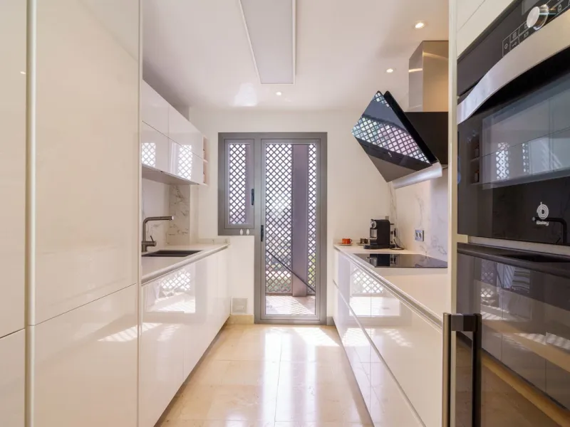 Exclusive Apartment with Panoramic Views in Villa Padierna