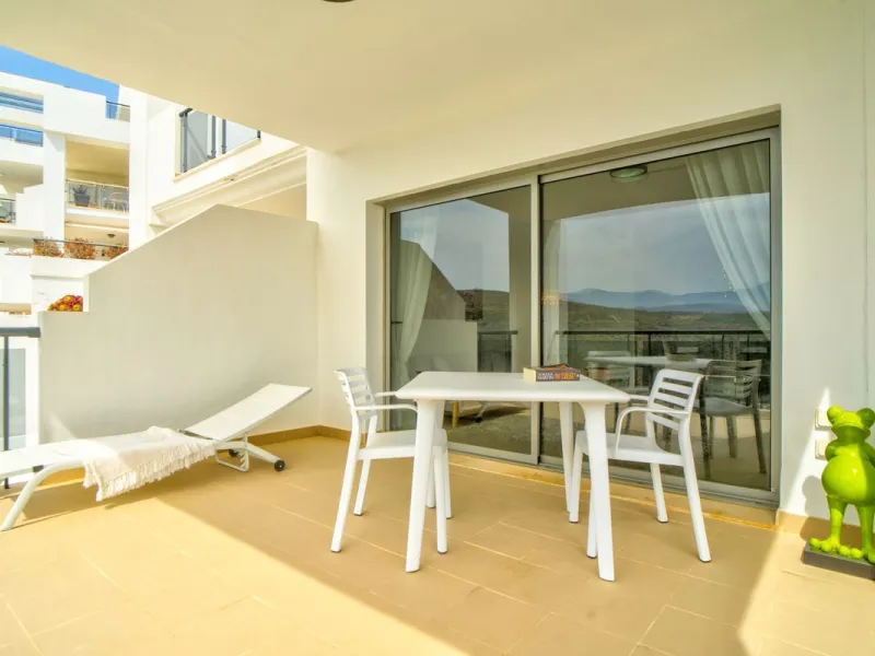 Exclusive Apartment with Panoramic Views in Villa Padierna