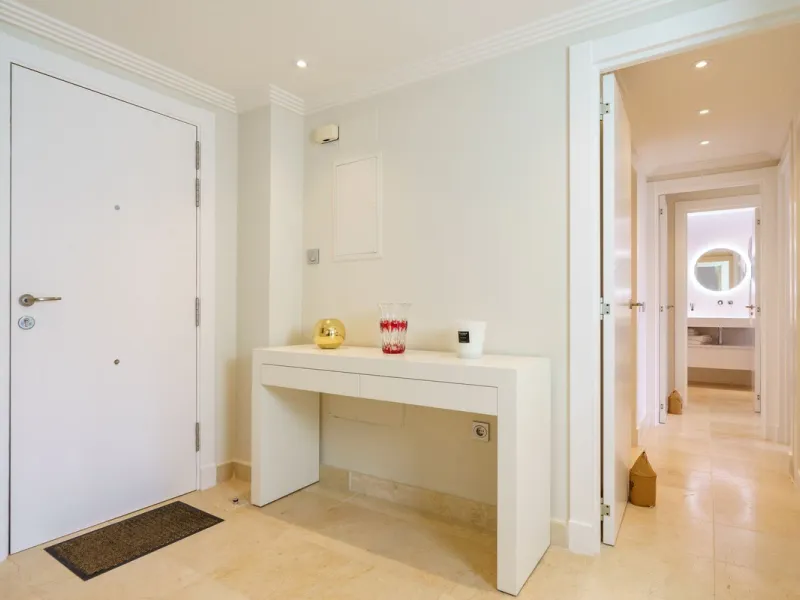 Exclusive Apartment with Panoramic Views in Villa Padierna