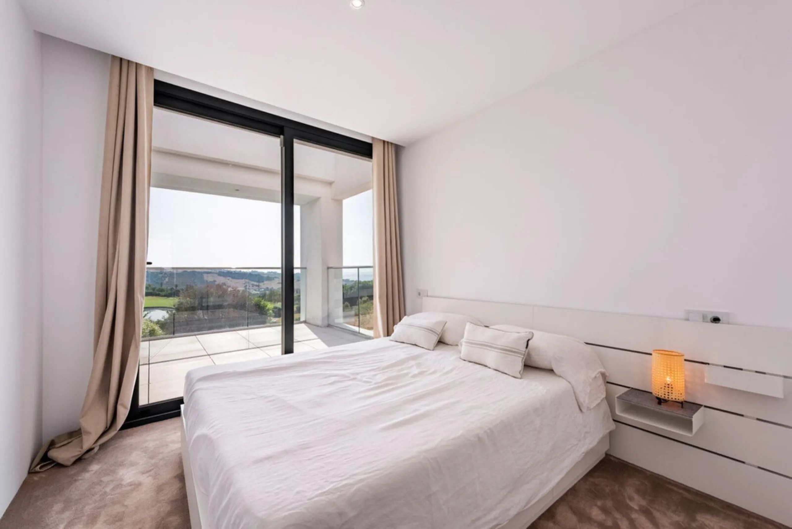 Modern Luxury Villa with Panoramic Golf & Sea Views in Estepona