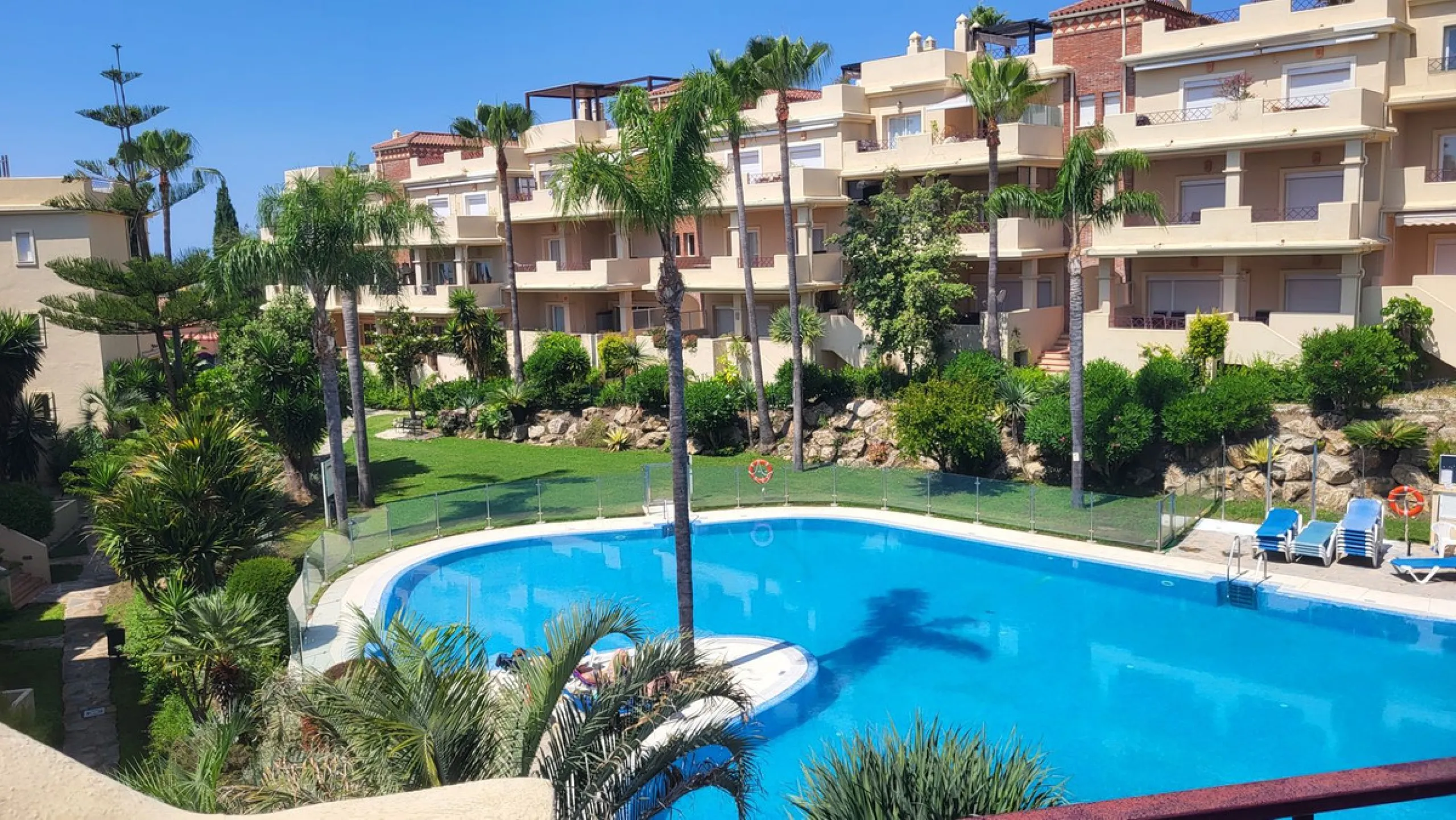 Exclusive Penthouse with Sea and Mountain Views at the Entrance of Los Flamingos.