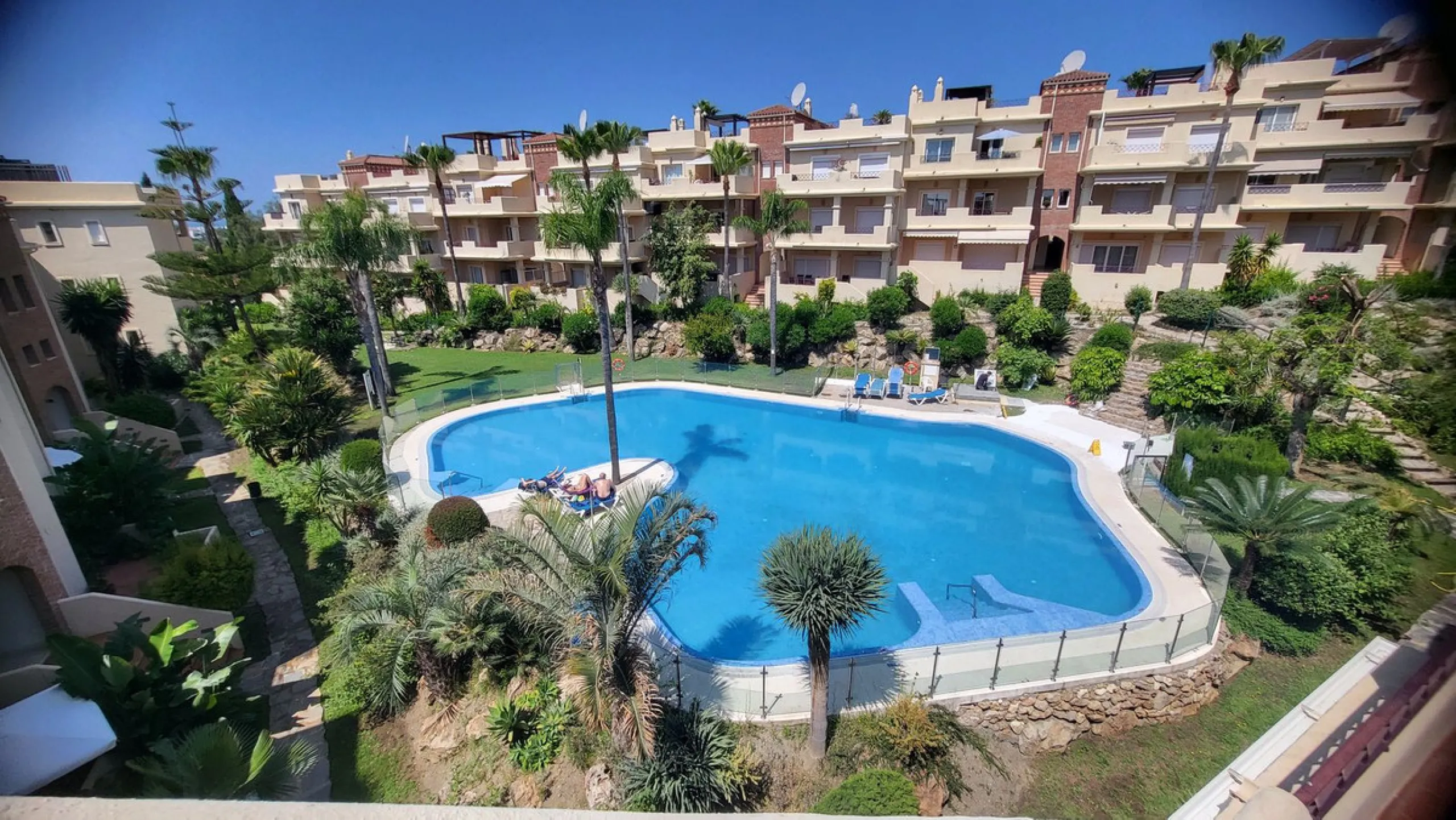 Exclusive Penthouse with Sea and Mountain Views at the Entrance of Los Flamingos.