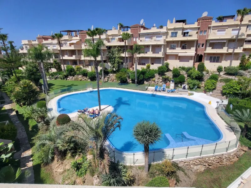 Exclusive Penthouse with Sea and Mountain Views at the Entrance of Los Flamingos.