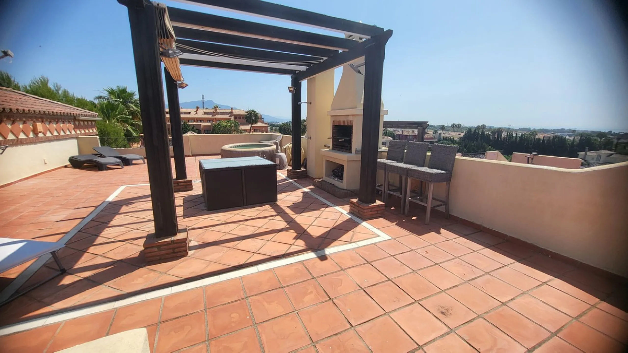 Exclusive Penthouse with Sea and Mountain Views at the Entrance of Los Flamingos.