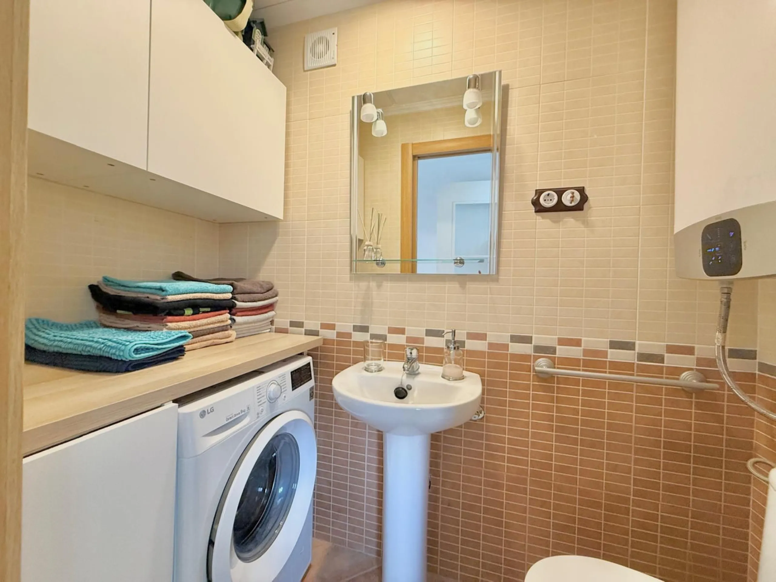 Charming Renovated Apartment in the Best Area of Torreblanca – Fuengirola