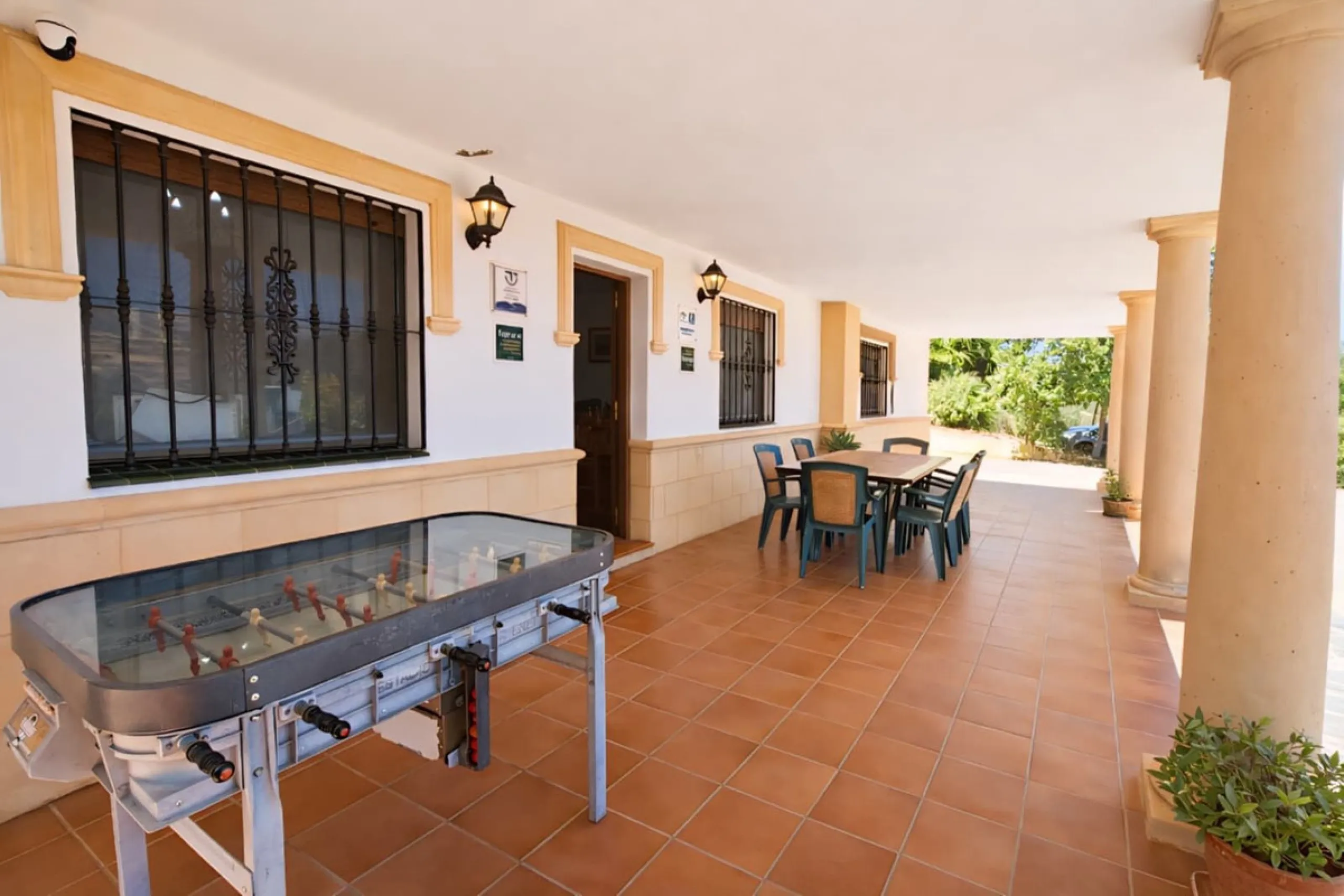 Finca with panoramic views in Ronda with private pool, productive olive grove and Andalusian house · Ideal rural tourism investment
