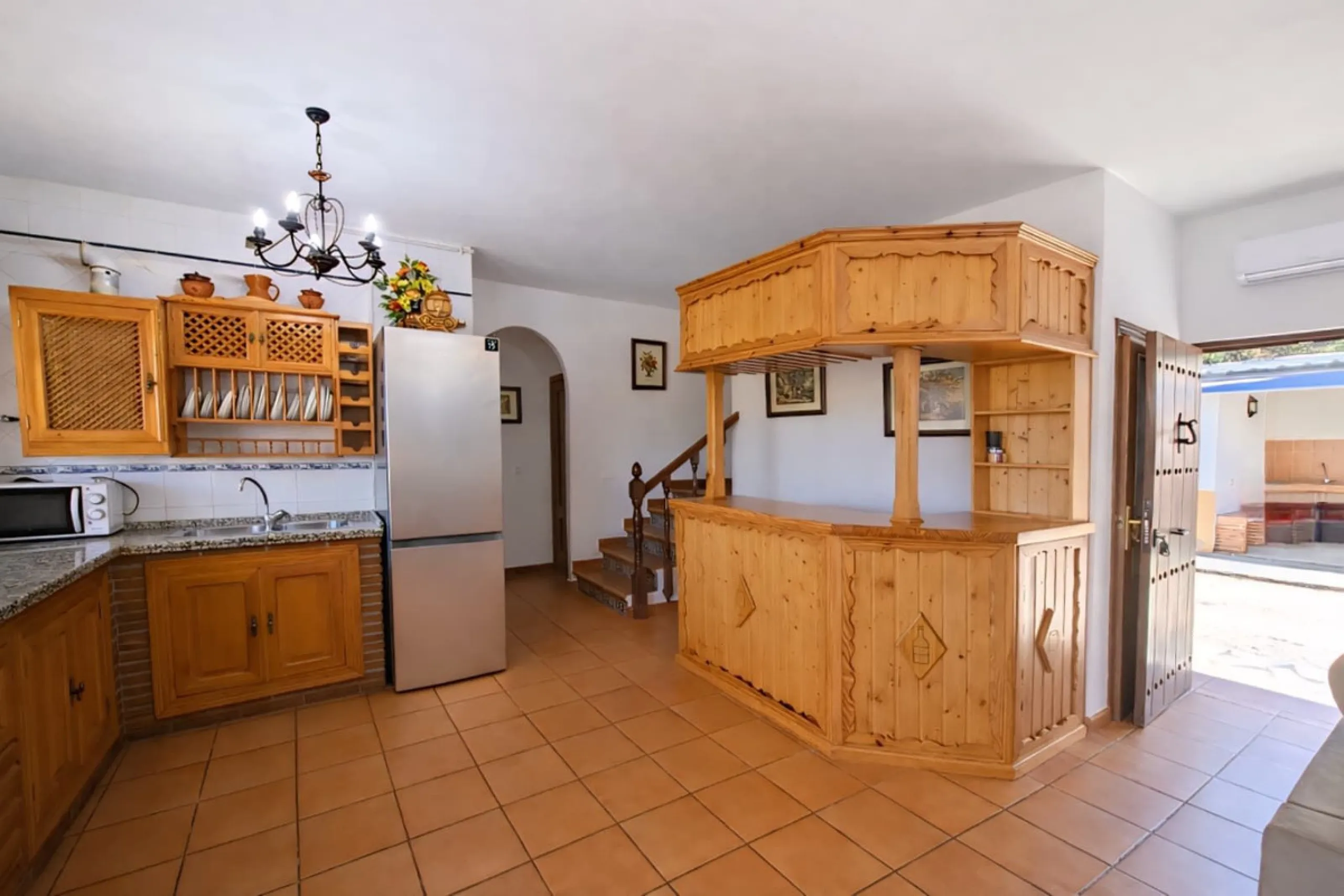 Finca with panoramic views in Ronda with private pool, productive olive grove and Andalusian house · Ideal rural tourism investment
