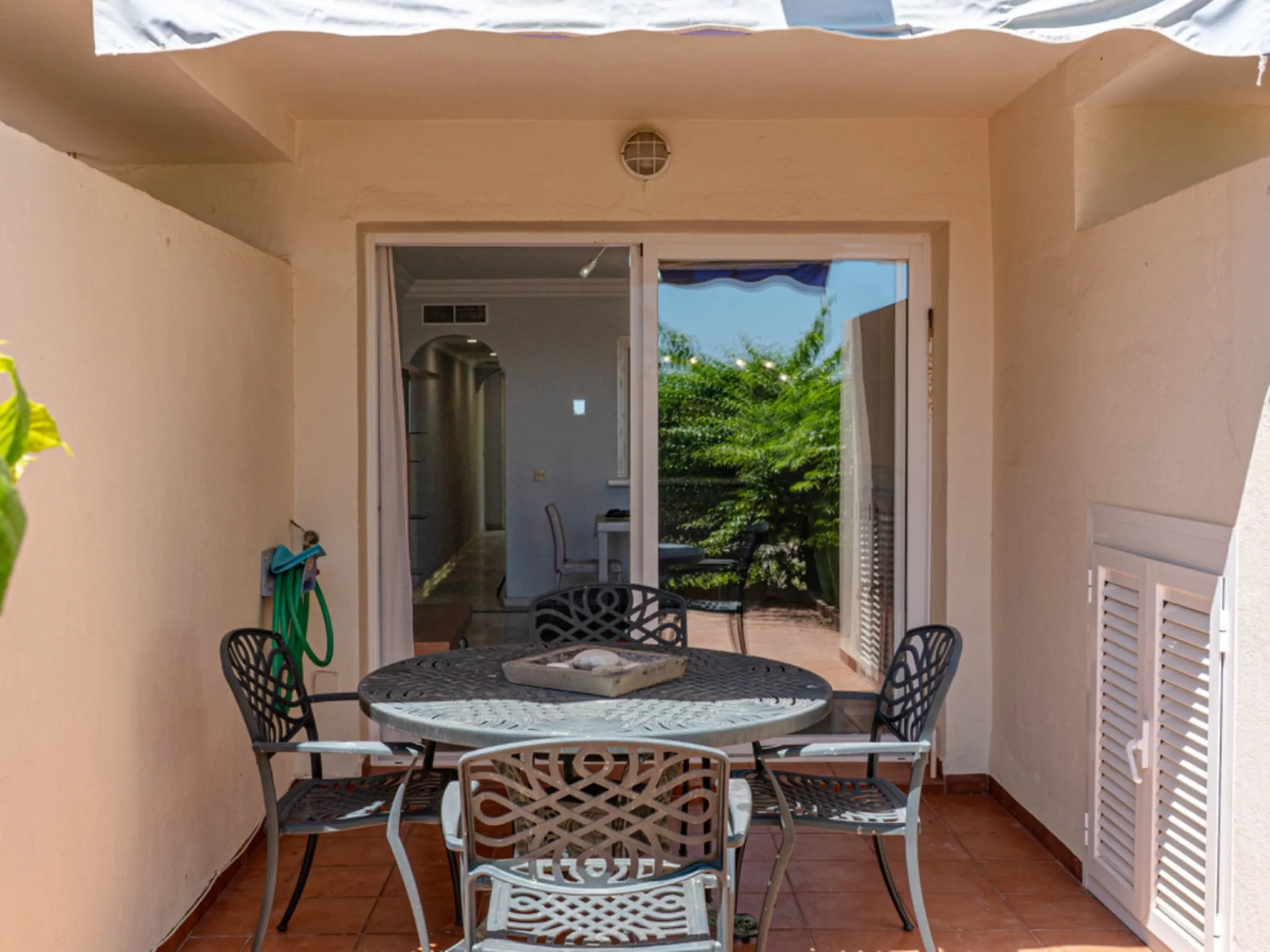 Apartment - Middle Floor Apartment в продаже в Marbella, Málaga. В доме 1 спален и 1 ванных комнат. Площадь дома 71 м²
