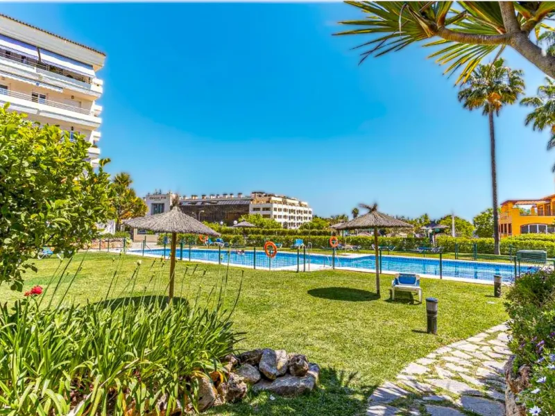 Apartment - Middle Floor Apartment в продаже в Marbella, Málaga. В доме 1 спален и 1 ванных комнат. Площадь дома 71 м²