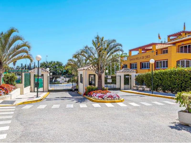 Apartment - Middle Floor Apartment в продаже в Marbella, Málaga. В доме 1 спален и 1 ванных комнат. Площадь дома 71 м²