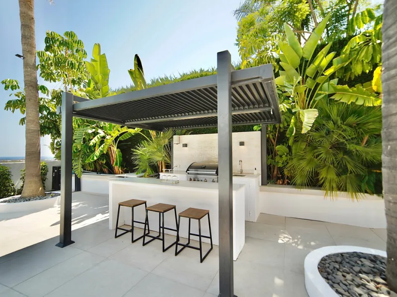 House - Detached Villa в продаже в Benahavís, Málaga. В доме 5 спален и 5 ванных комнат. Площадь дома 386 м². Площадь участка 765 м²