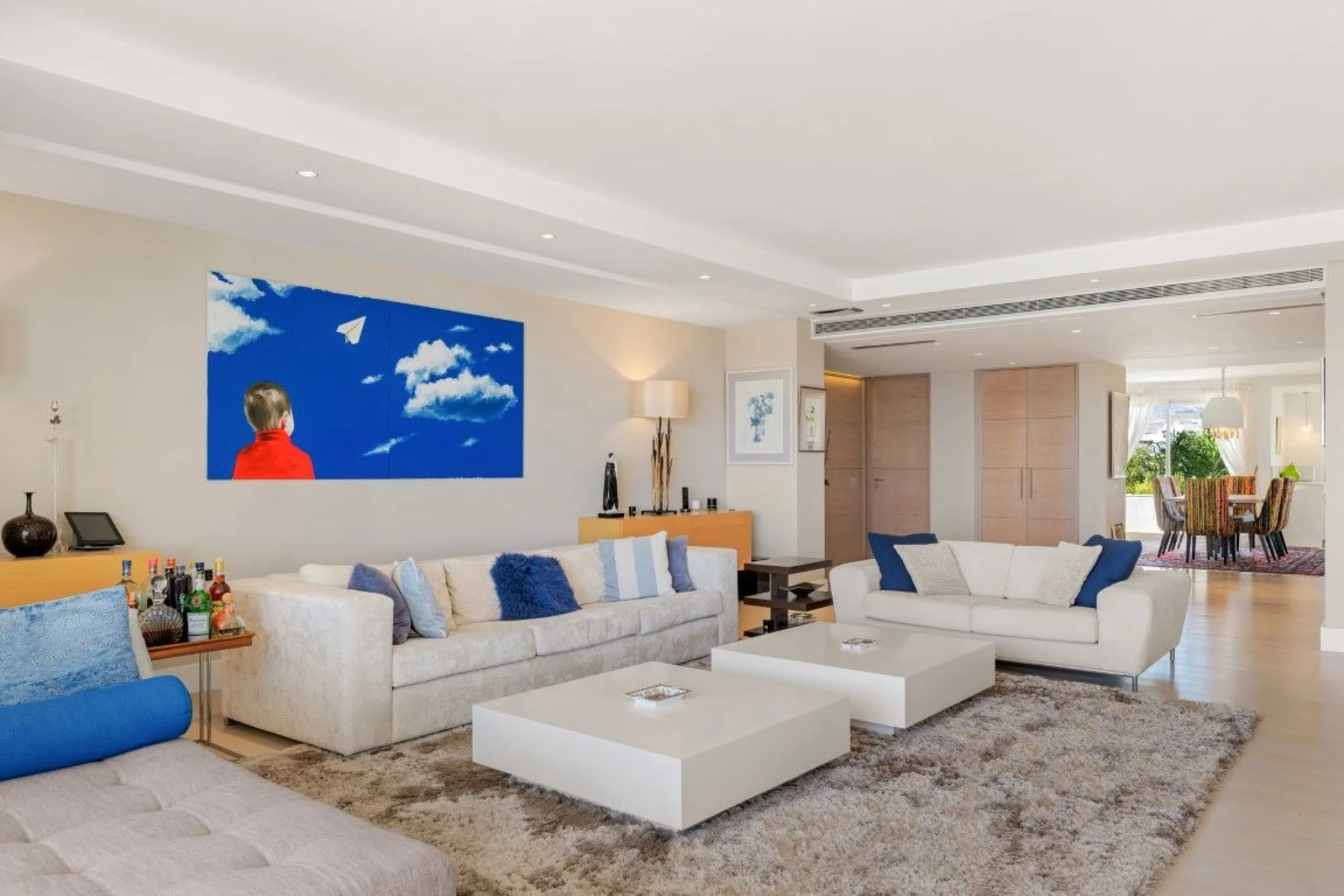 Apartment - Penthouse в продаже в Marbella, Málaga. В доме 3 спален и 3 ванных комнат. Площадь дома 221 м²