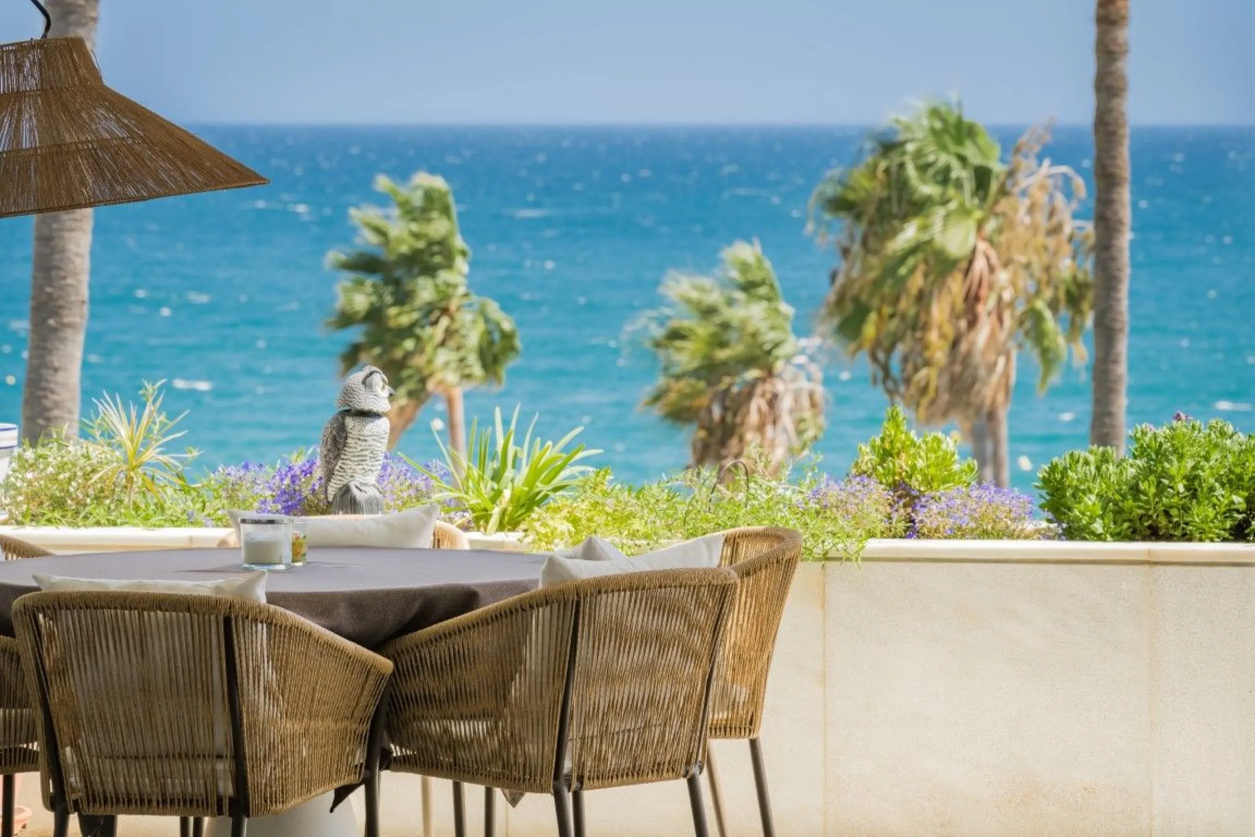 Apartment - Penthouse в продаже в Marbella, Málaga. В доме 3 спален и 3 ванных комнат. Площадь дома 221 м²
